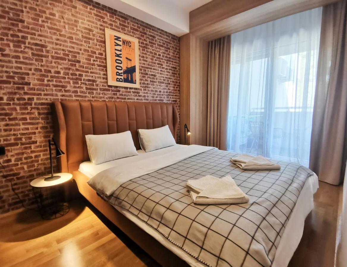פודגוריצה Cozy One-Bedroom Apartment At Ljubovic Park מראה חיצוני תמונה