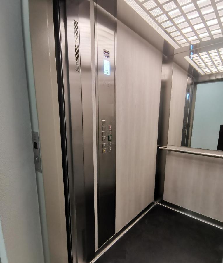 פודגוריצה Cozy One-Bedroom Apartment At Ljubovic Park מראה חיצוני תמונה