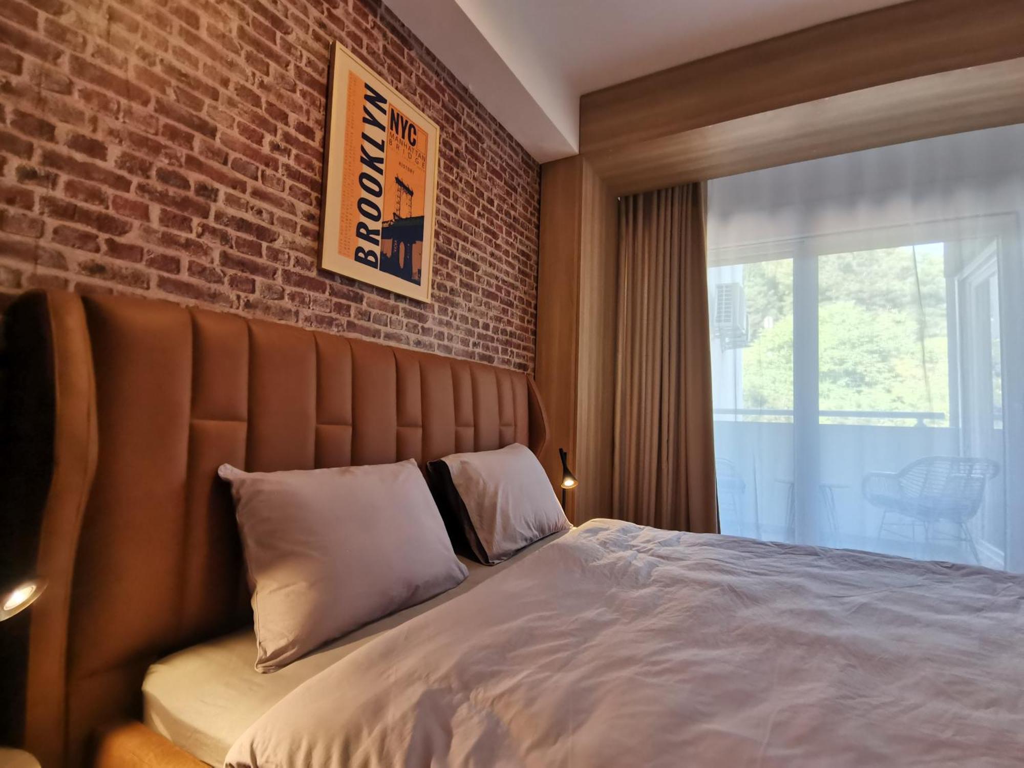 פודגוריצה Cozy One-Bedroom Apartment At Ljubovic Park מראה חיצוני תמונה